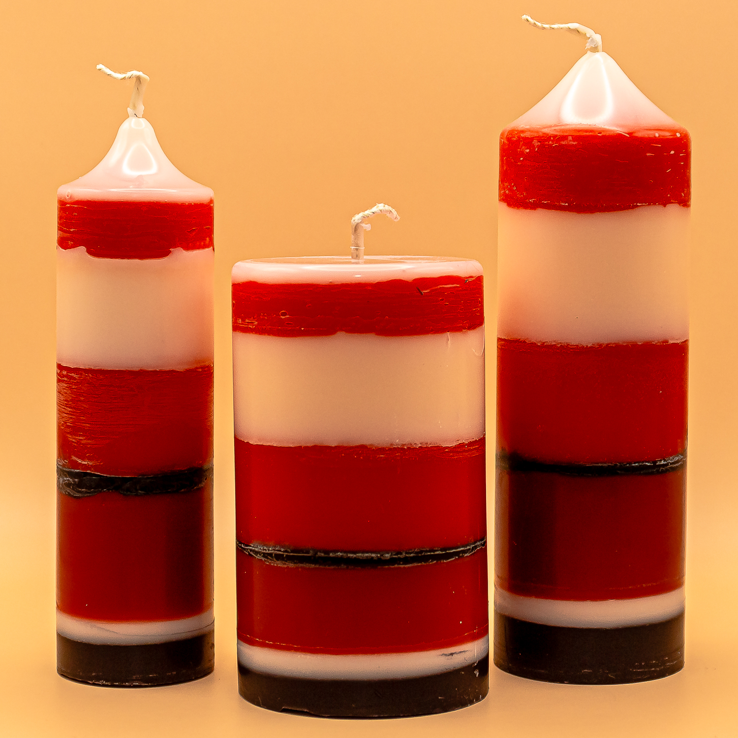 AVEROY Wachslicht-Manufaktur - 3er Set Weihnachtskerzen „Ho Ho Ho“ mit Weihnachtsduft-Duft