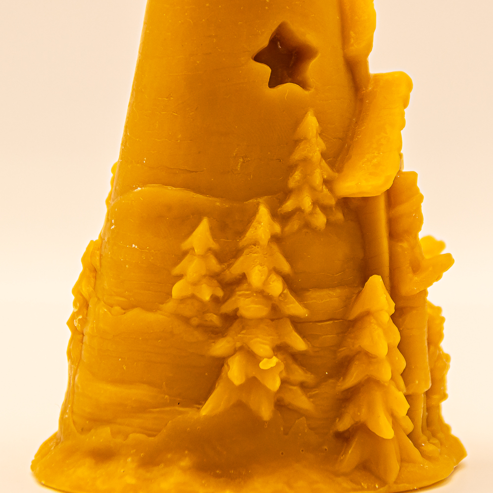 AVEROY Wachslichter - Bienenwachskerze "Weihnachtspyramide mit Krippe"