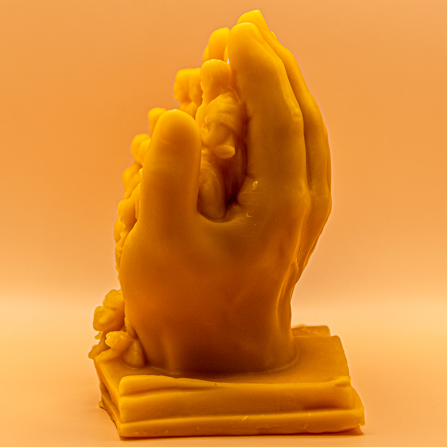 AVEROY Wachslicht Manufaktur - Bienenwachskerze „Das letzte Abendmahl“ AVEROY Wachslicht Manufaktur - Bienenwachskerze „Das letzte Abendmahl“