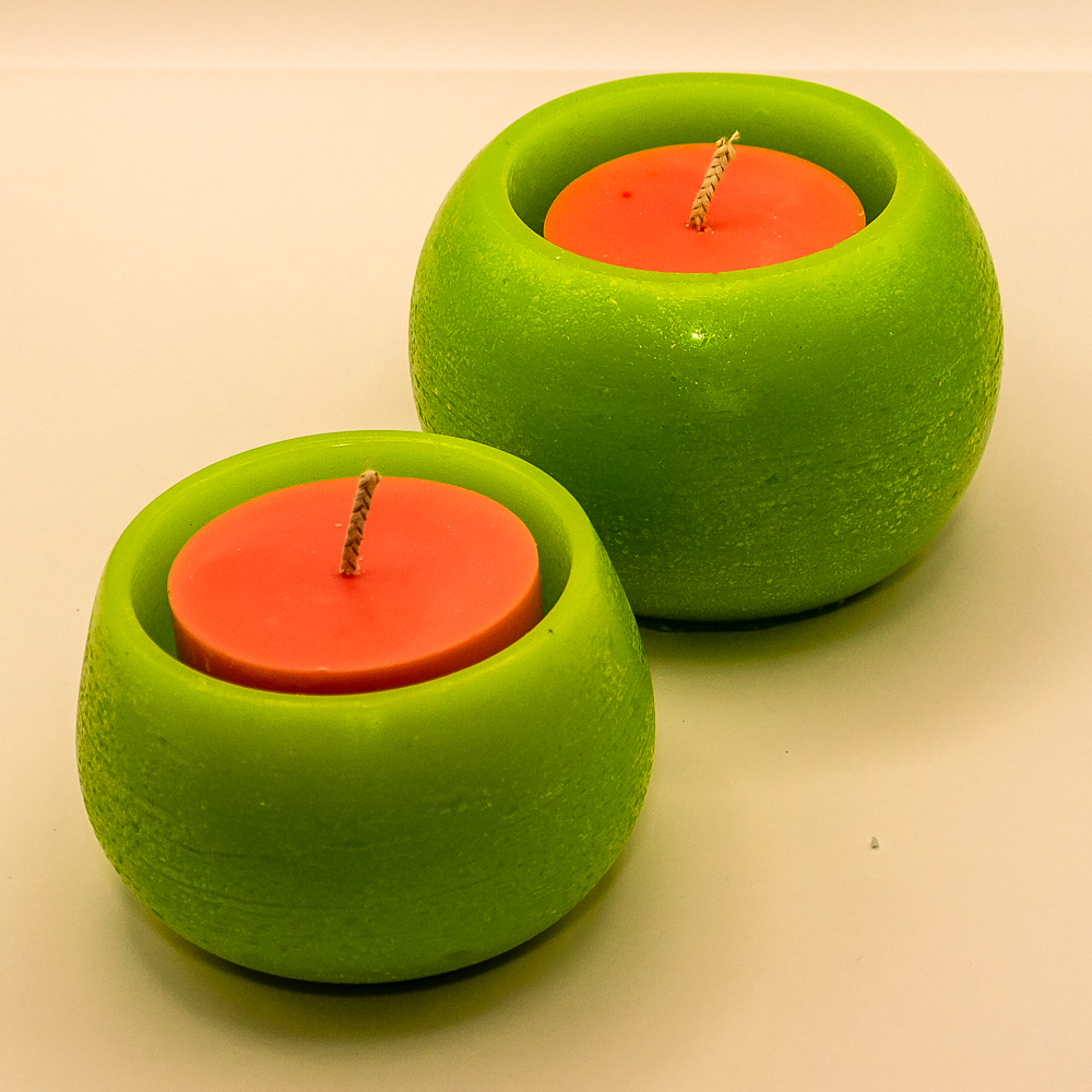 AVEROY Wachslicht-Manufaktur - 2er-Set Kerzenwachsschalen in Neongrün mit Stumpenkerze in Melone und 5% Exotische Früchte-Duftöl