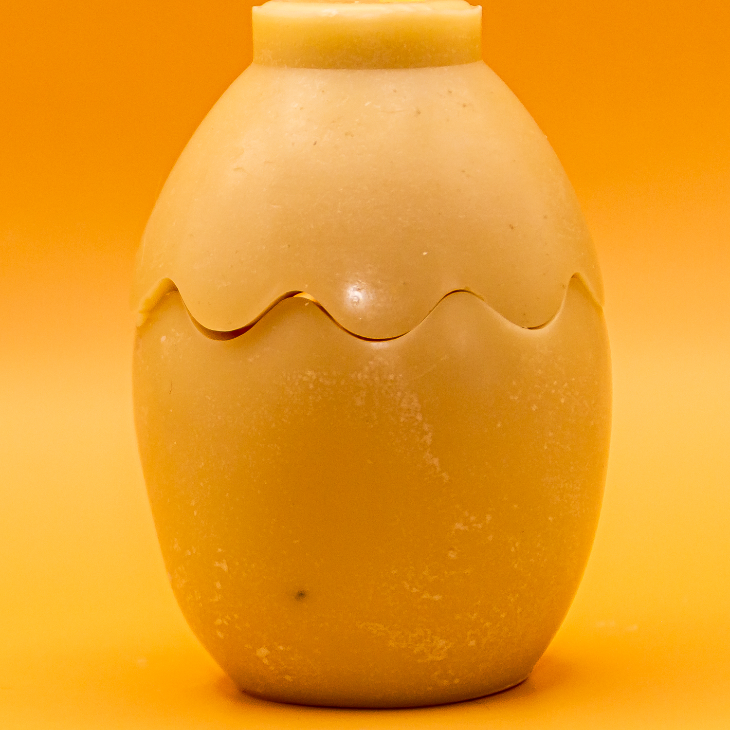 AVEROY Wachslicht-Manufaktur - Wachsschalen-Osterkerzen „Osterei“ in Creme