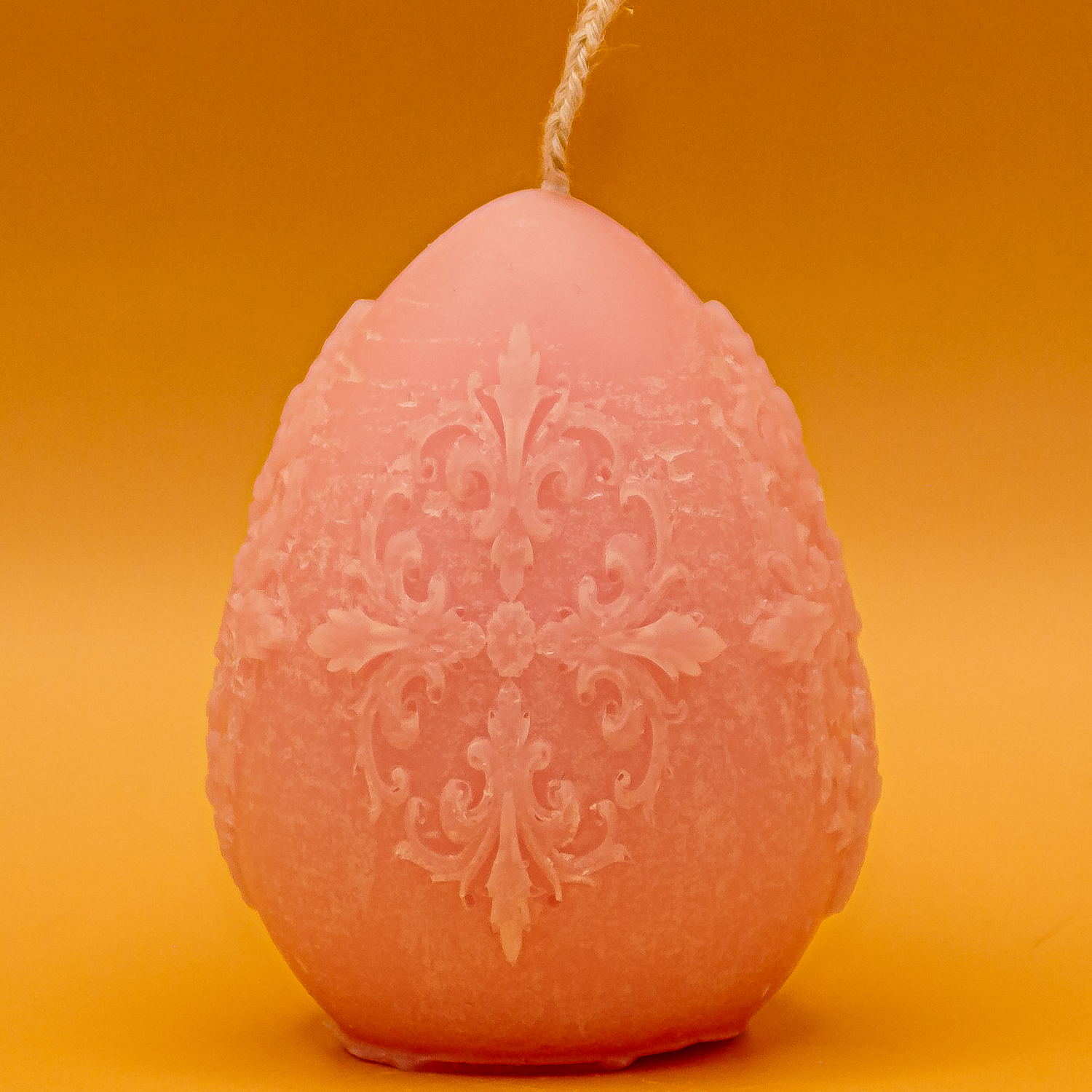 AVEROY Wachslicht-Manufaktur - Osterkerze „Osterei mit Ornament“ in Rosa