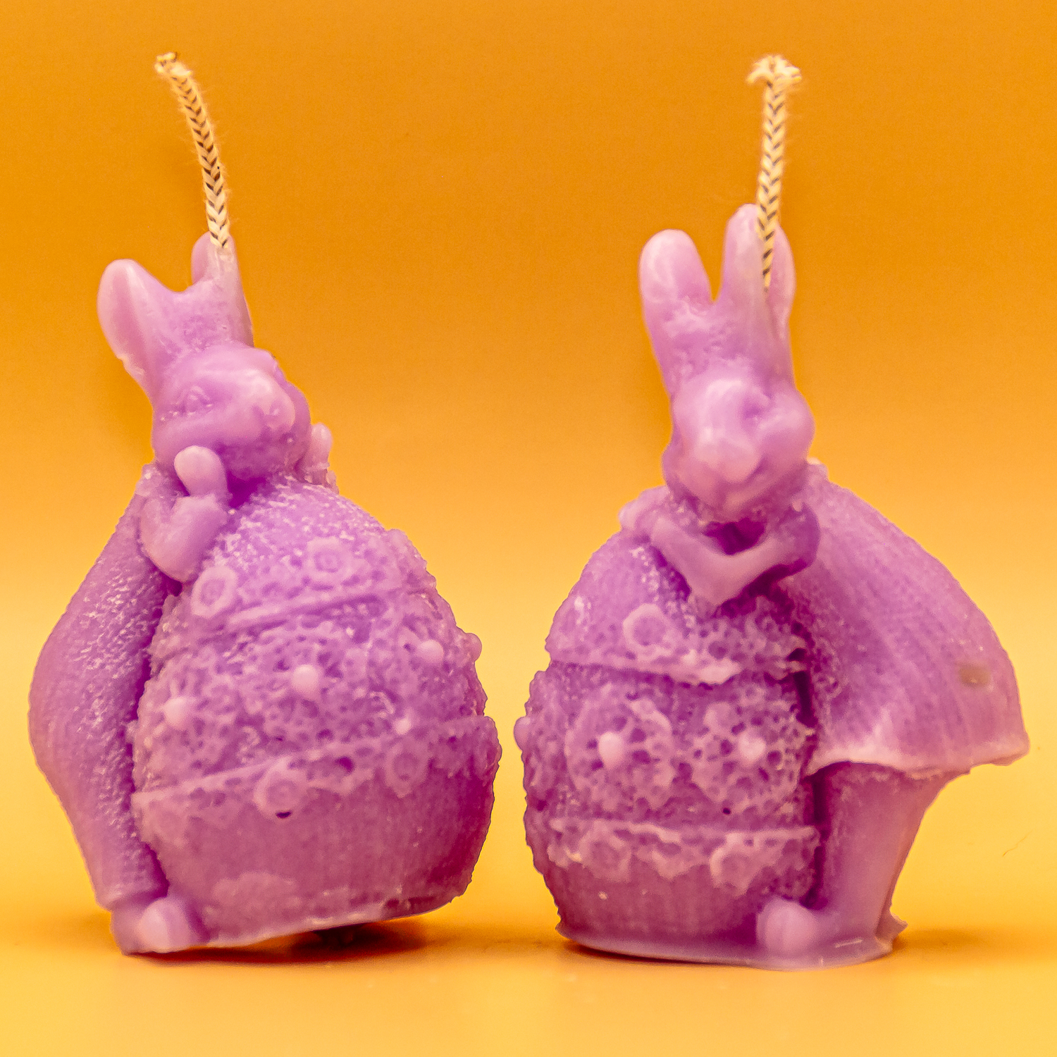 AVEROY Wachslicht Manufaktur - Osterkerzen „Osterhasen-Paar“ in Pastellflieder