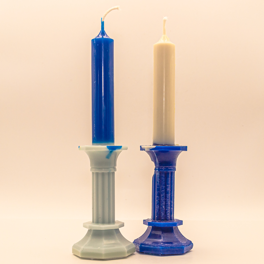 AVEROY Wachslichter - 2er Set Sojawachskerzen "Kerzenhalter" in Weiß/Blau