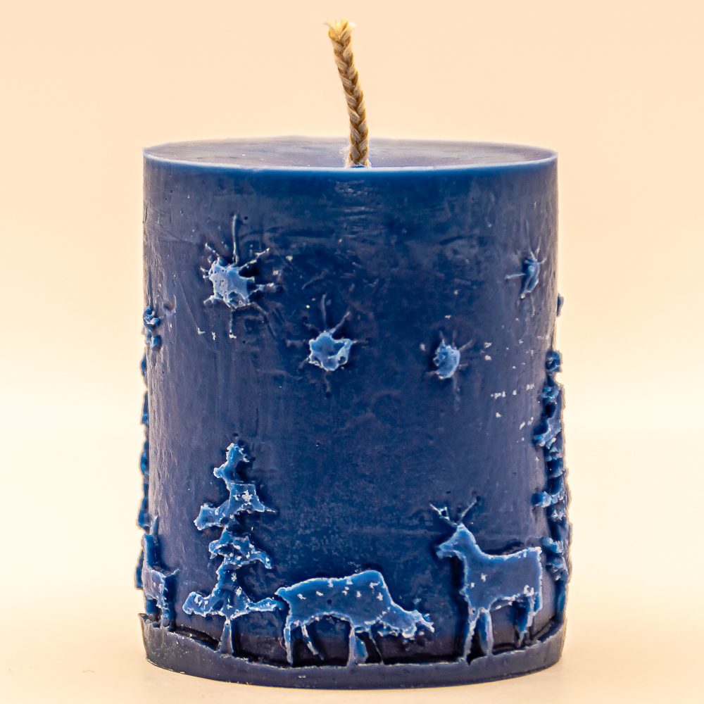 AVEROY Wachslichter - Weihnachtskerze "Kleine Stumpen" Sojawachs in Blau mit Duft Zuckerwatte