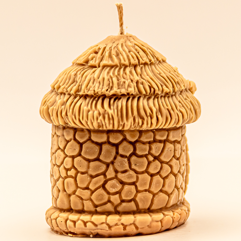 AVEROY Wachslichter - Weihnachtskerze "Krippe zu Bethlehem" Sojawachs in Braun mit Duft Winterzeit AVEROY Wachslichter - Weihnachtskerze "Krippe zu Bethlehem" Sojawachs in Braun mit Duft Winterzeit