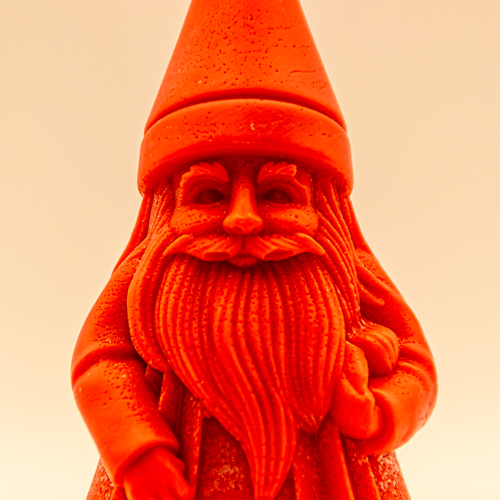 AVEROY Wachslichter - Weihnachtskerze "Nikolaus" Sojawachs in Rot mit Duft Glühwein
