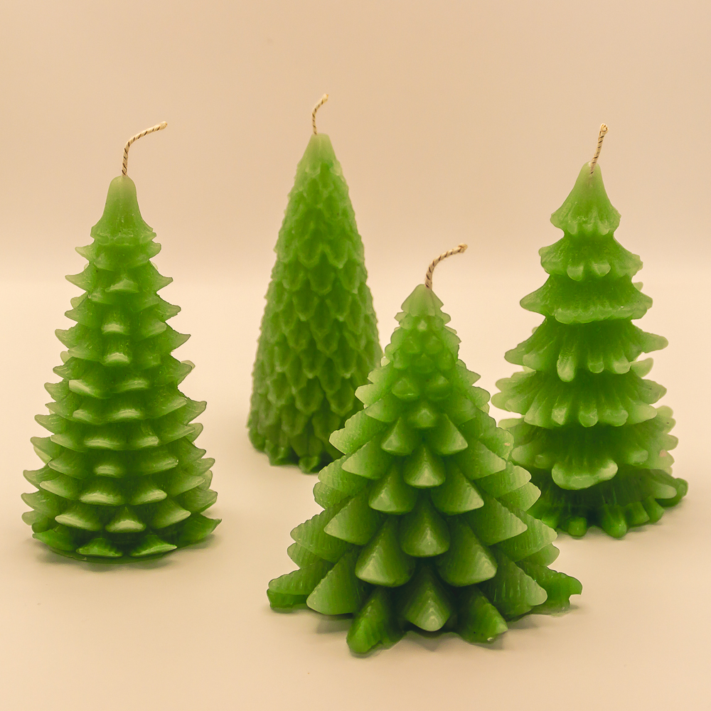 Weihnachtskerzen "Tannenbaum" im 4er Set in Hellgrün